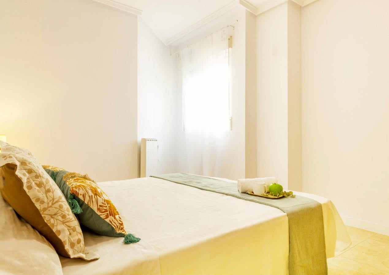 Apartamento Pink Maritimo Torrevieja Exterior foto