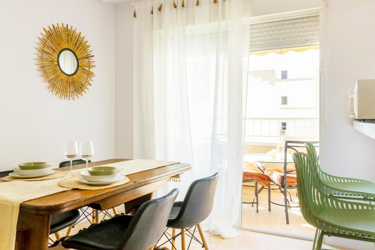 Apartamento Pink Maritimo Torrevieja Exterior foto