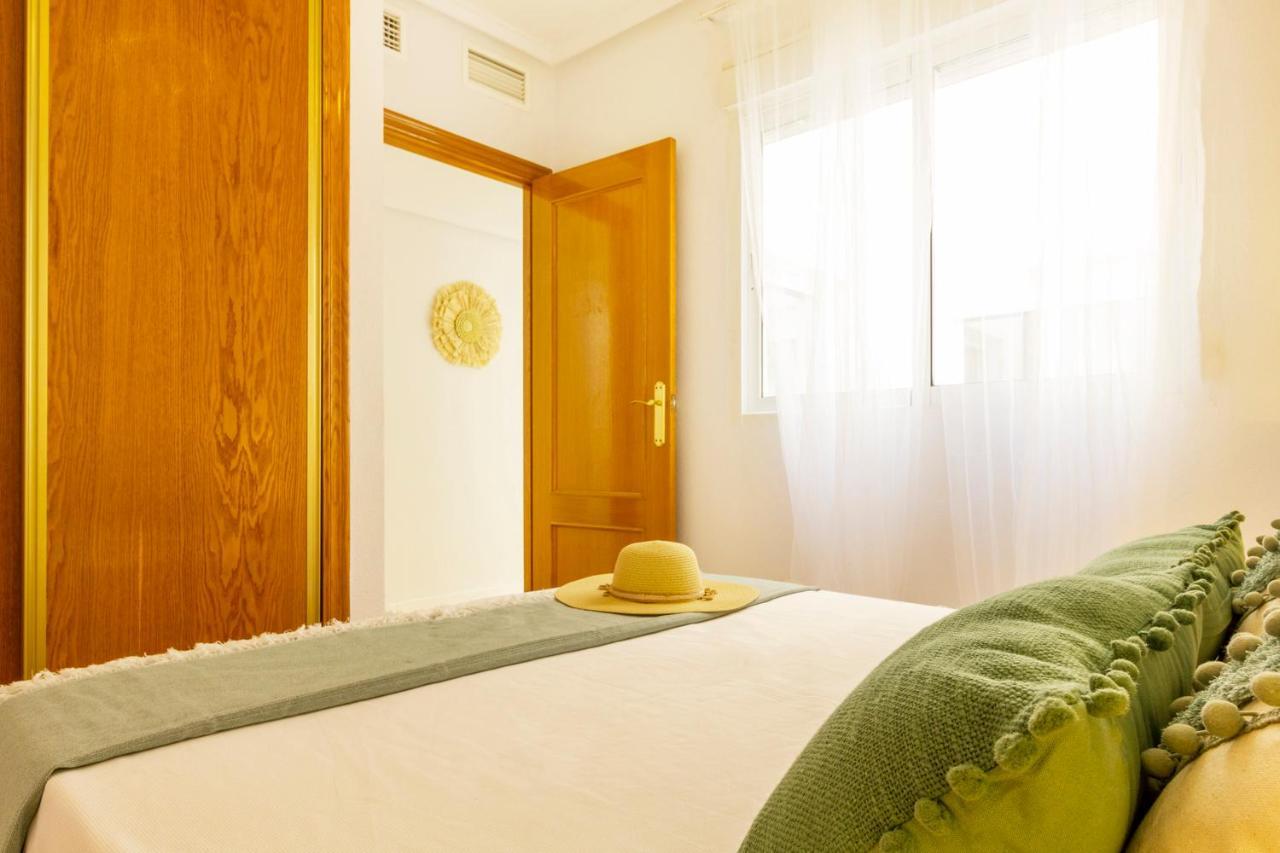 Apartamento Pink Maritimo Torrevieja Exterior foto