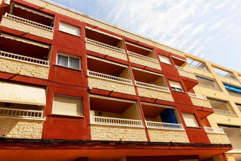 Apartamento Pink Maritimo Torrevieja Exterior foto
